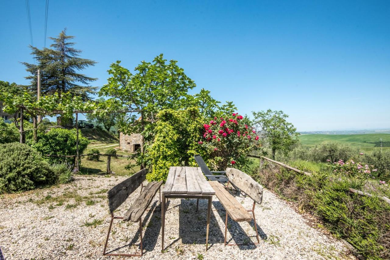 Appartamento Gemma Bianca-Tavoleto Castiglione dʼOrcia Dış mekan fotoğraf
